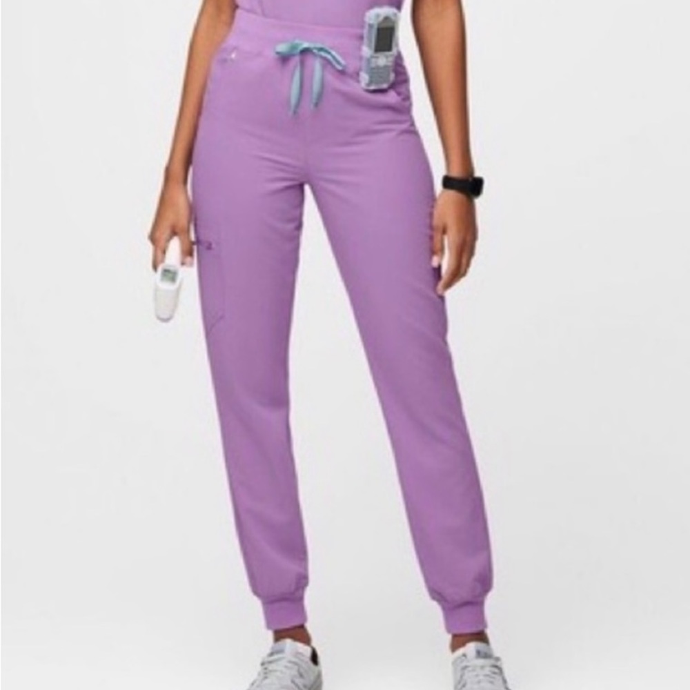 FIGS Lilac Dawn, Zamora jogger M/P